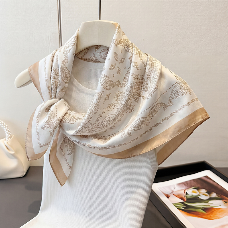 Винтажный бежевый квадратный п – обзор и цена Ascot Neck Scarf