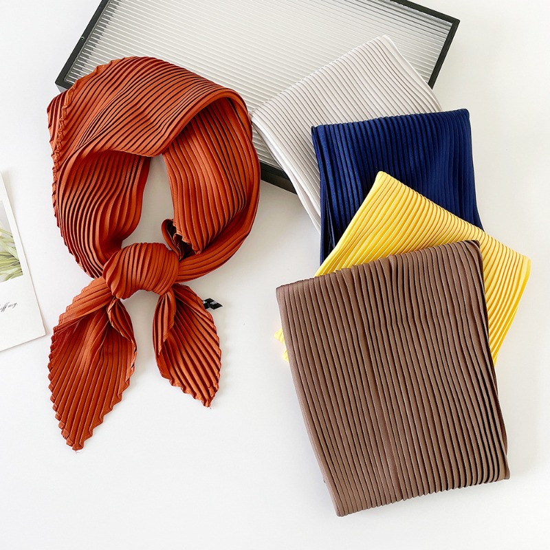 26-цветный женский квадратный  – обзор и цена Ascot Neck Scarf